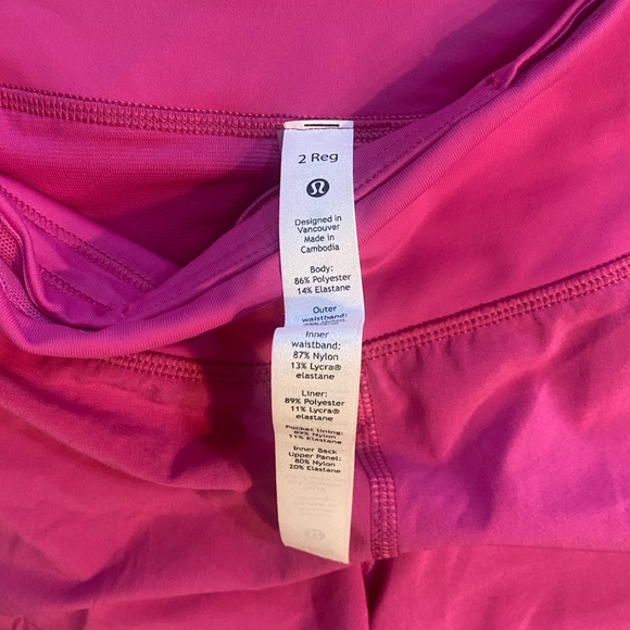 Lulu Lemon shorts Barbie Pink! - Picture 4 of 4